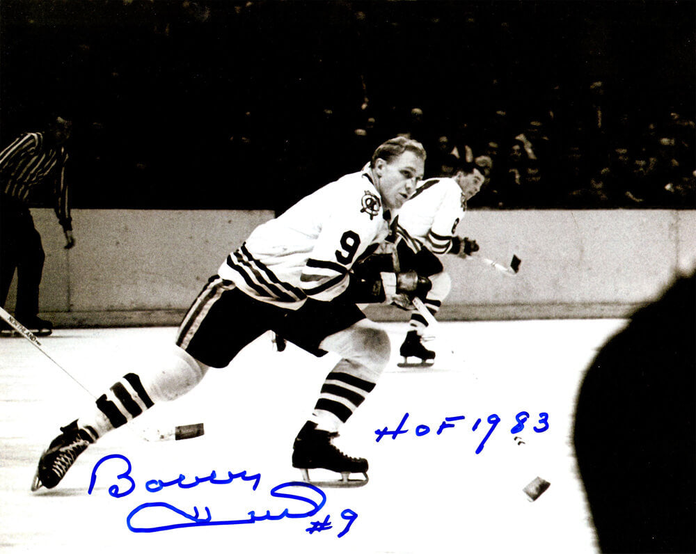 Bobby Hull Signed Chicago Blackhawks Horizontal In Game Skating B&W 8x10 Photo w/HOF 1983 - HUL08P424 - Bobby Hull Signed Chicago Blackhawks Horizontal In Game Skating B&W 8x10 Photo w/HOF 1983 product image