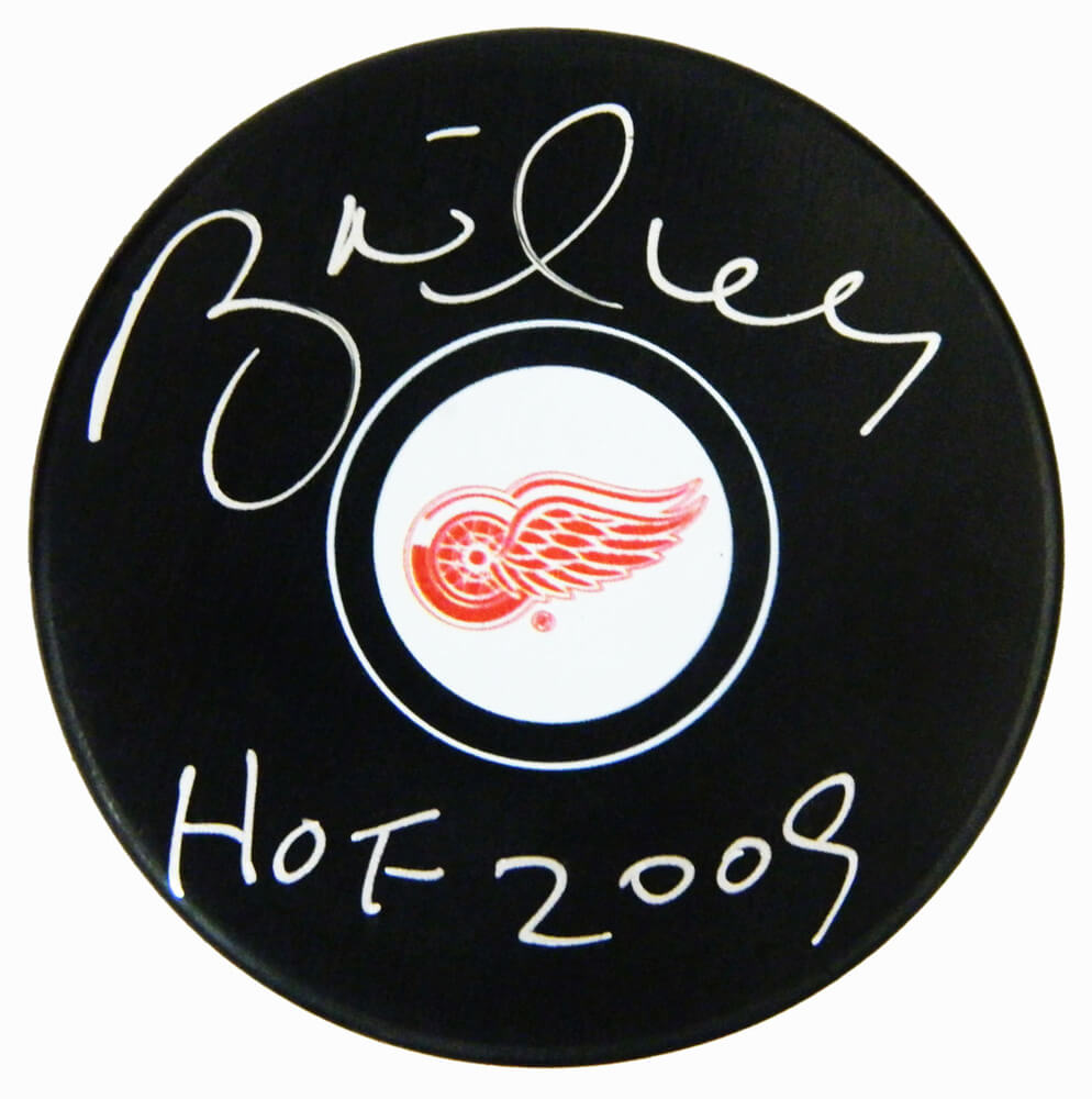 Brett Hull Signed Detroit Red Wings Logo Hockey Puck w/HOF 2009 - HULPUC478 - Brett Hull Signed Detroit Red Wings Logo Hockey Puck w/HOF 2009 product image