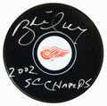Brett Hull Signed Detroit Red Wings Logo Hockey Puck w/2002 SC Champs - HULPUC479 - Brett Hull Signed Detroit Red Wings Logo Hockey Puck w/2002 SC Champs product image