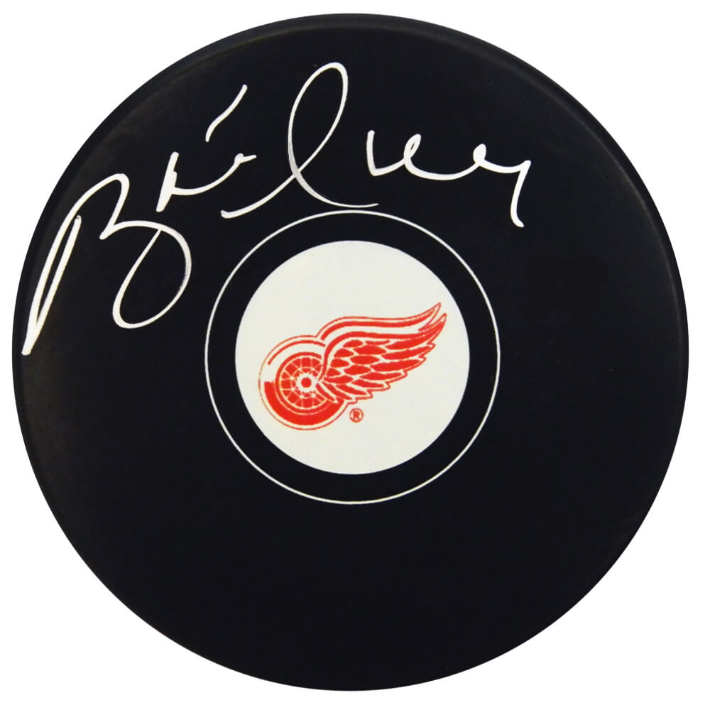 Brett Hull Signed Detroit Red Wings Logo Hockey Puck - HULPUC482 - Brett Hull Signed Detroit Red Wings Logo Hockey Puck product image