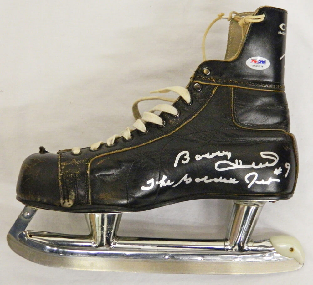 Bobby Hull Signed CCM Name Model Ice Skate w/The Golden Jet - HULSKA400 - Bobby Hull Signed CCM Name Model Ice Skate w/The Golden Jet product image