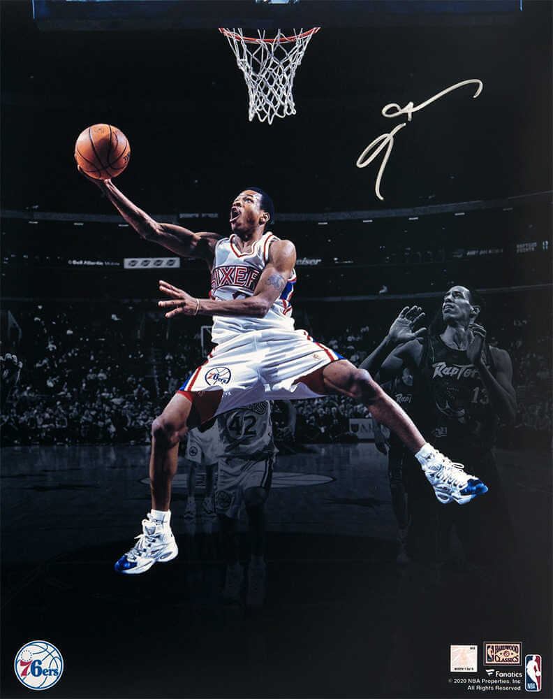Allen Iverson Signed Philadelphia 76ers Spotlight Lay Up 16x20 Photo - IVE16P205 - Allen Iverson Signed Philadelphia 76ers Spotlight Lay Up 16x20 Photo product image