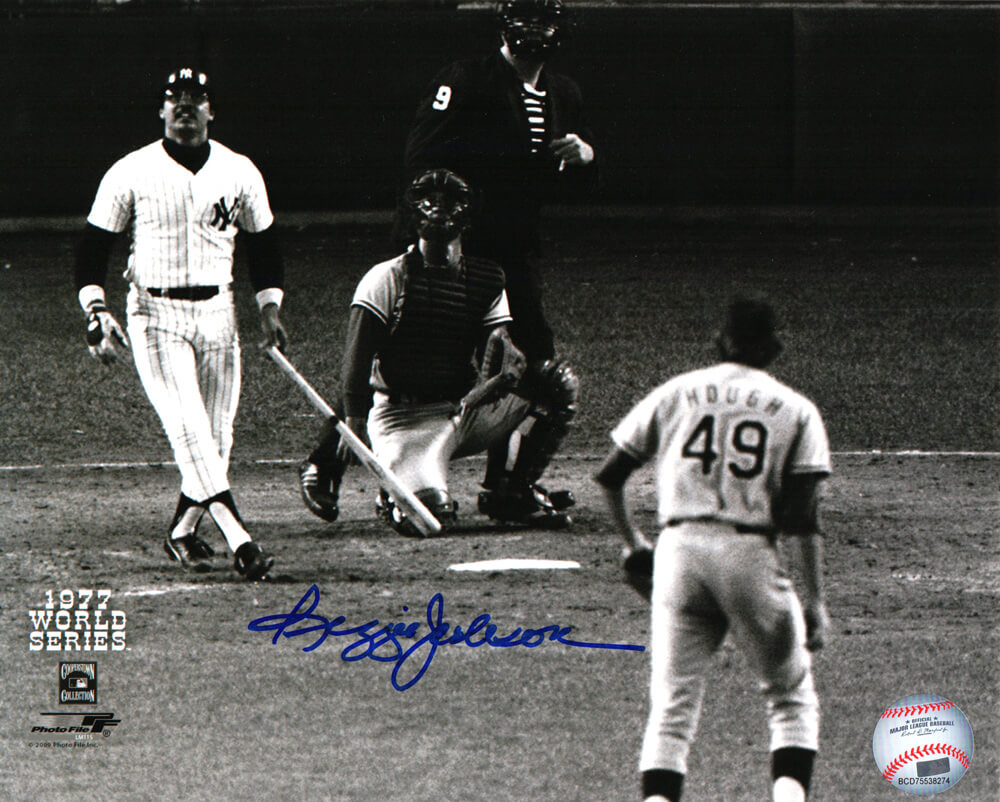 Reggie Jackson Signed New York Yankees 1977 World Series HR B&W 8x10 Photo - JAC08P102 - Reggie Jackson Signed New York Yankees 1977 World Series HR B&W 8x10 Photo product image