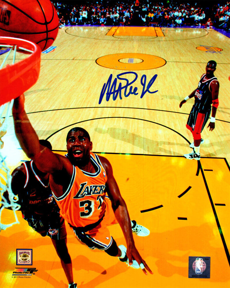 Magic Johnson Signed Los Angeles Lakers Action Lay Up 8x10 Photo - JOH08P208 - Magic Johnson Signed Los Angeles Lakers Action Lay Up 8x10 Photo product image