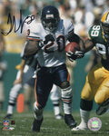 Thomas Jones Signed Chicago Bears White Jersey Action vs Packers 8x10 Photo - JON08P350 - Thomas Jones Signed Chicago Bears White Jersey Action vs Packers 8x10 Photo product image