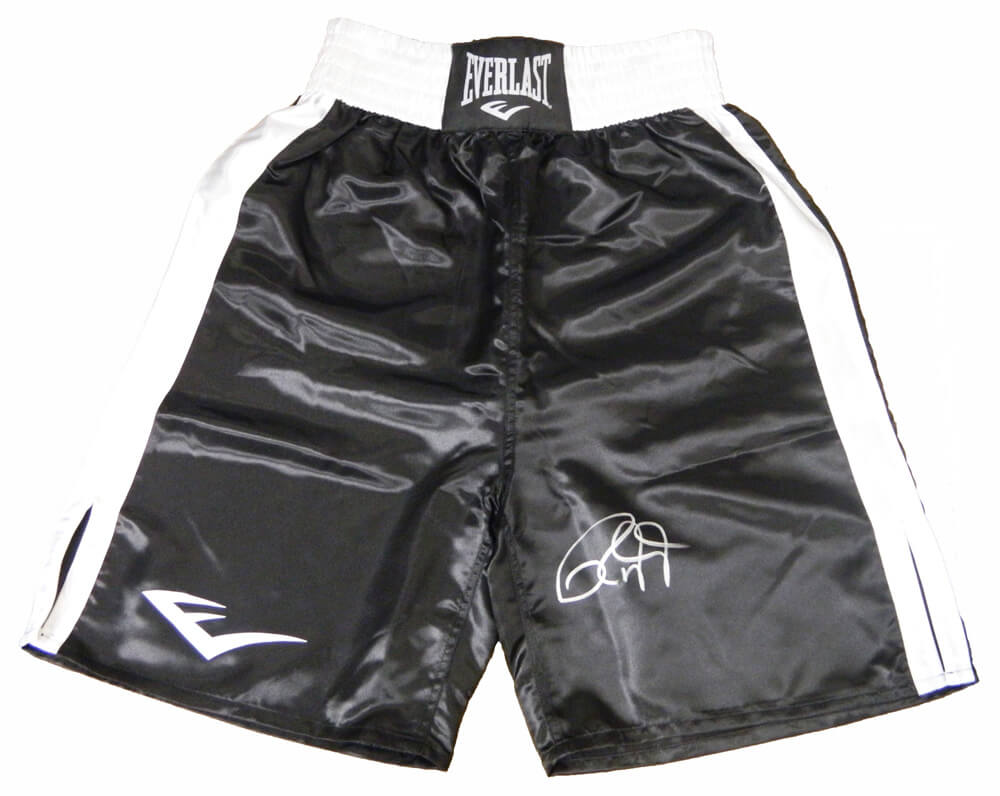 Roy Jones Jr Signed Everlast Black Boxing Trunks - JONTRU503 - Roy Jones Jr Signed Everlast Black Boxing Trunks product image