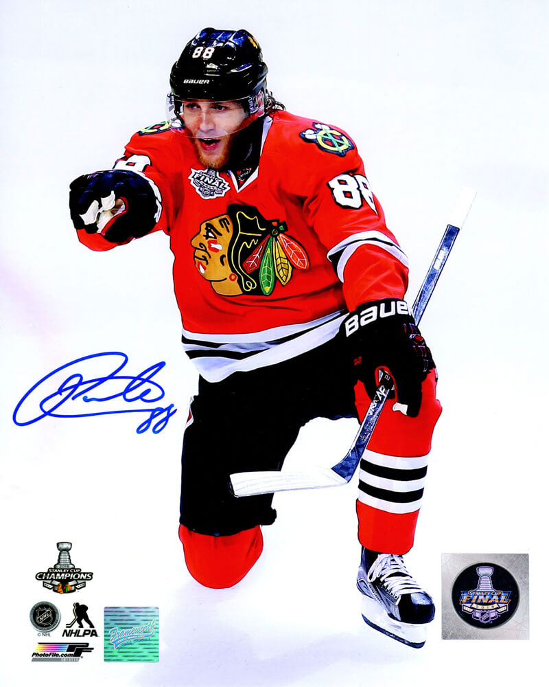 Patrick Kane Signed Chicago Blackhawks 2015 Stanley Cup Goal Celebration 8x10 Photo - KAN08P403 - Patrick Kane Signed Chicago Blackhawks 2015 Stanley Cup Goal Celebration 8x10 Photo product image