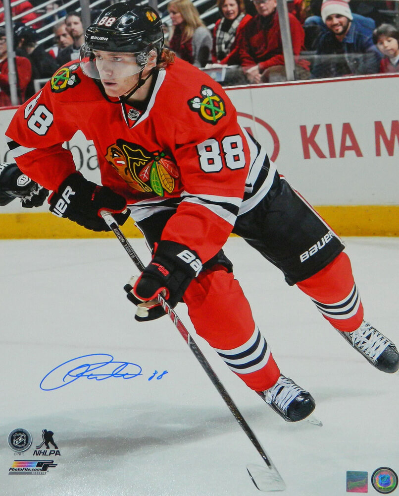 Patrick Kane Signed Chicago Blackhawks Action 16x20 Photo - KAN16P401 - Patrick Kane Signed Chicago Blackhawks Action 16x20 Photo product image