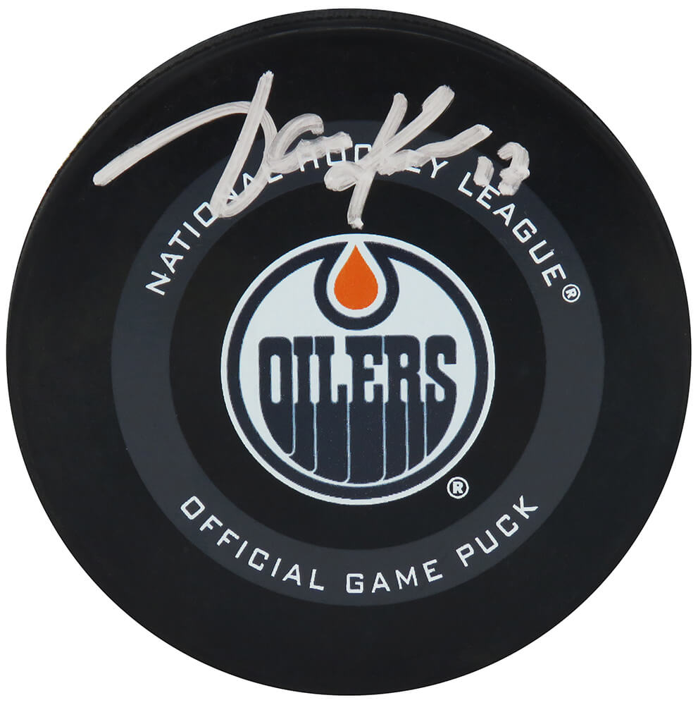 Jari Kurri Signed Edmonton Oilers Official Game Hockey Puck - KURPUC403 - Jari Kurri Signed Edmonton Oilers Official Game Hockey Puck product image