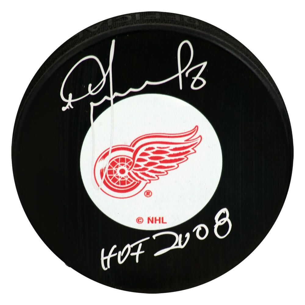 Igor Larionov Signed Detroit Red Wings Logo Hockey Puck w/HOF 2008 - LARPUC410 - Igor Larionov Signed Detroit Red Wings Logo Hockey Puck w/HOF 2008 product image