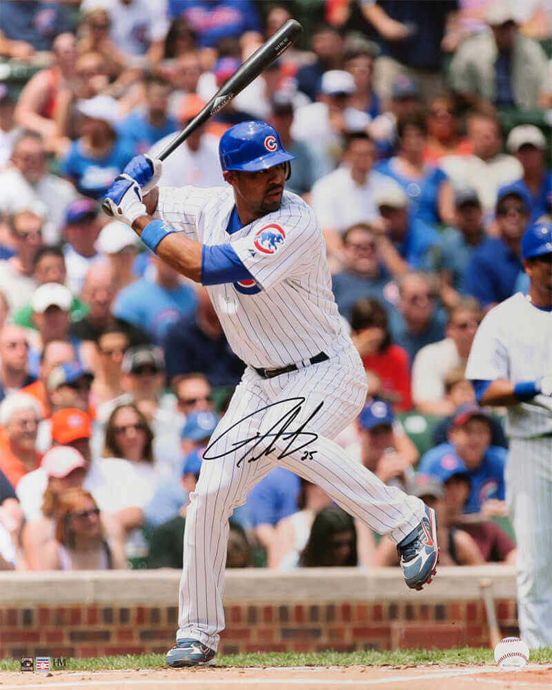 Derrek Lee Signed Chicago Cubs White Jersey Batting 16x20 Photo - LEE16P100 - Derrek Lee Signed Chicago Cubs White Jersey Batting 16x20 Photo product image