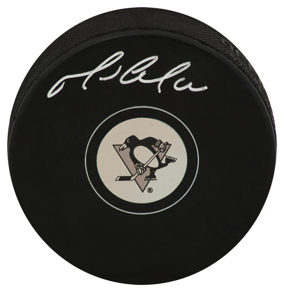 Mario Lemieux Signed Pittsburgh Penguins Team Logo Hockey Puck (In Silver) - (PSA Holo) - LEMPUC409 - Mario Lemieux Signed Pittsburgh Penguins Team Logo Hockey Puck (In Silver) - (PSA Holo) product image