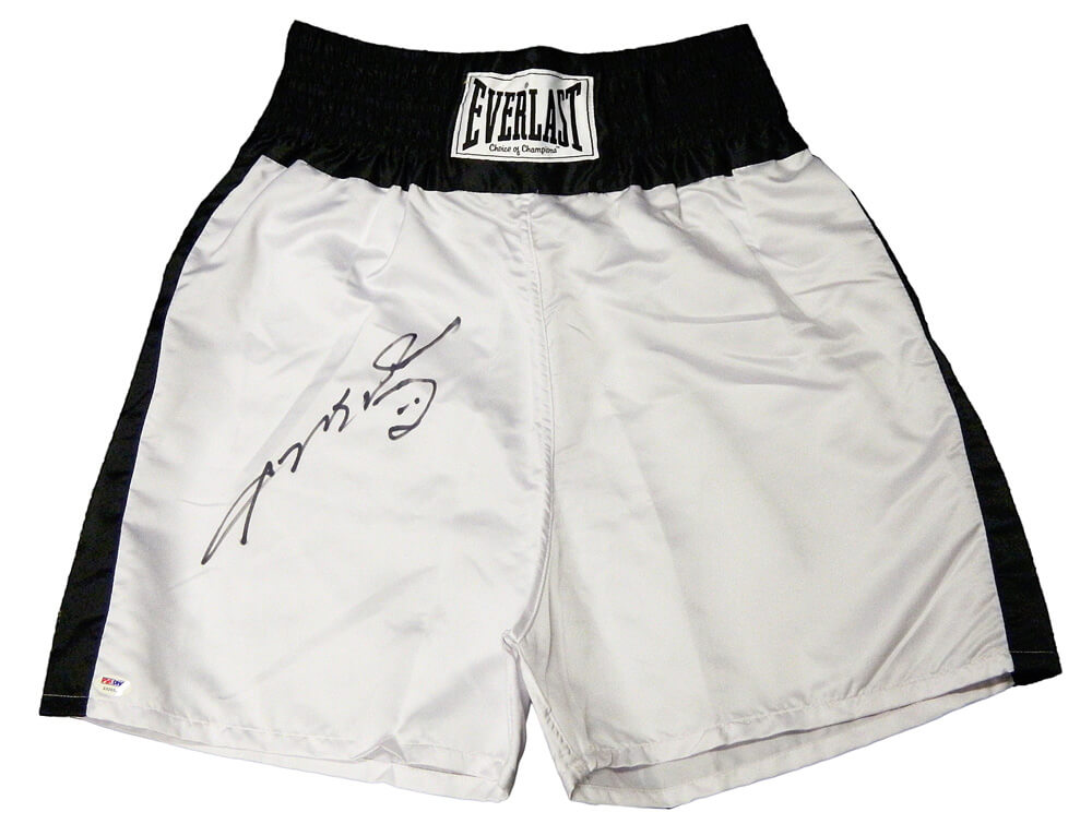 Sugar Ray Leonard Signed Everlast White Boxing Trunks  (PSA/DNA) - LEOTRU500 - Sugar Ray Leonard Signed Everlast White Boxing Trunks (PSA/DNA) product image