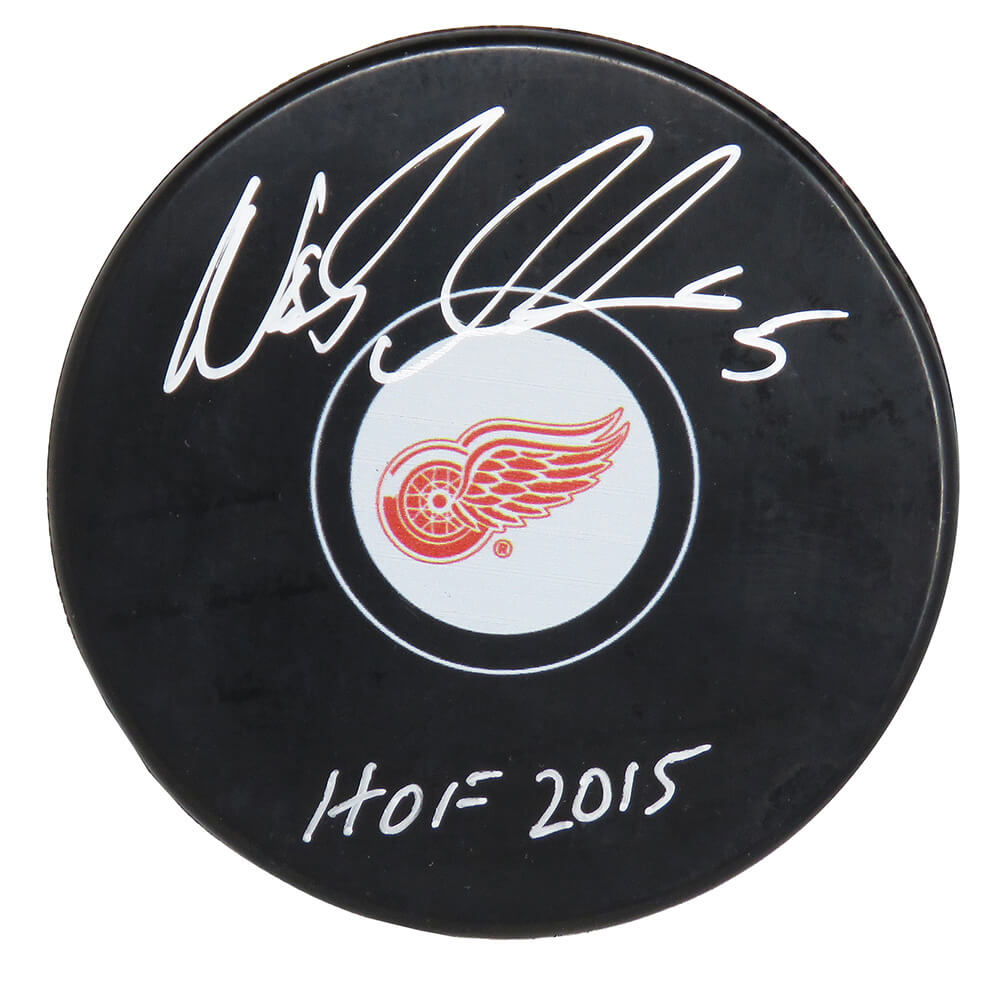 Nicklas Lidstrom Signed Detroit Red Wings Logo Hockey Puck w/HOF 2015 - LIDPUC400 - Nicklas Lidstrom Signed Detroit Red Wings Logo Hockey Puck w/HOF 2015 product image