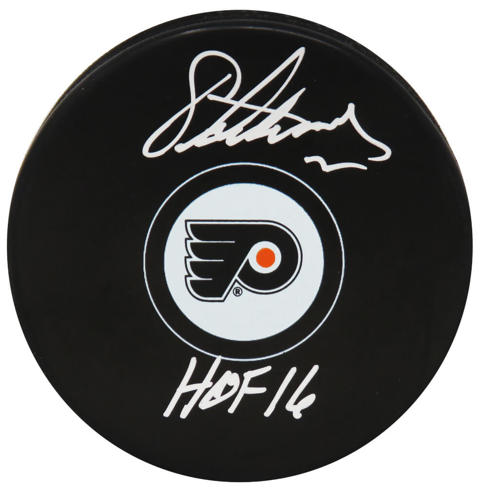 Eric Lindros Signed Philadelphia Flyers Logo Hockey Puck w/HOF'16 - LINPUC413 - Eric Lindros Signed Philadelphia Flyers Logo Hockey Puck w/HOF'16 product image
