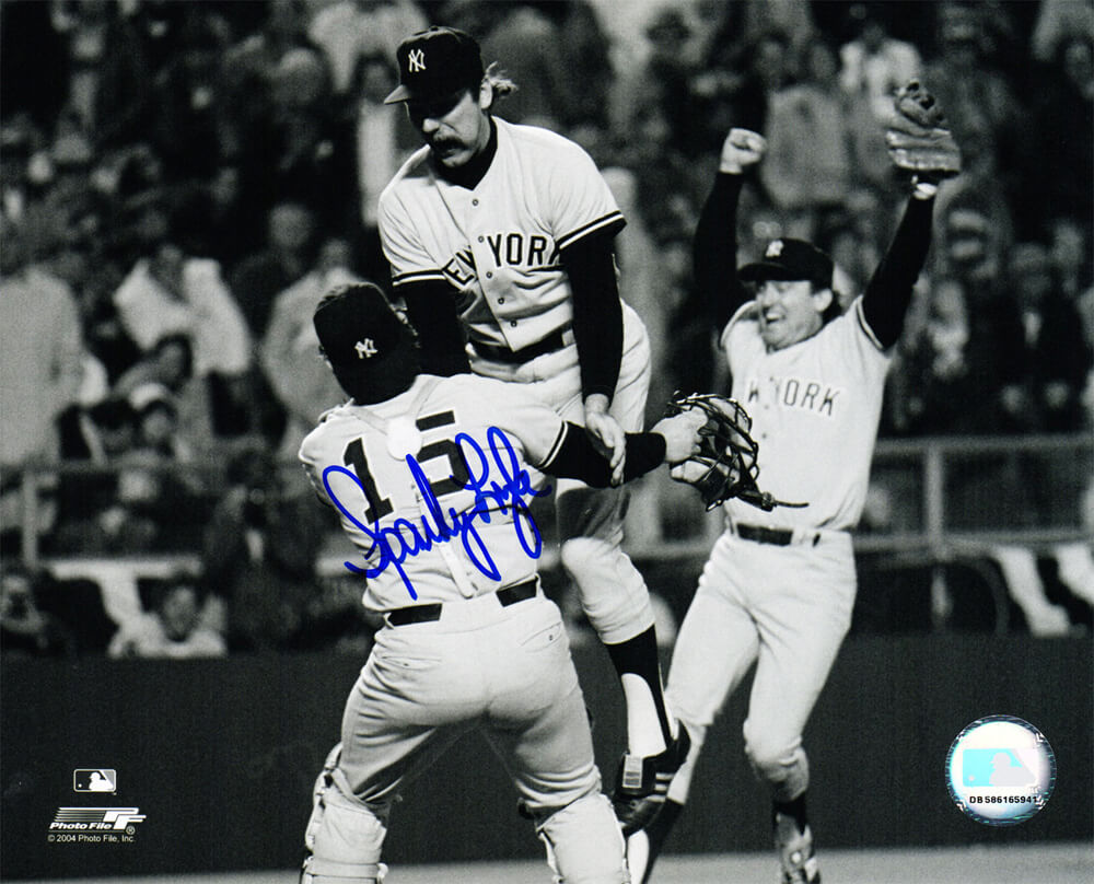 Sparky Lyle Signed New York Yankees B&W Celebration 8x10 Photo - LYL08P100 - Sparky Lyle Signed New York Yankees B&W Celebration 8x10 Photo product image
