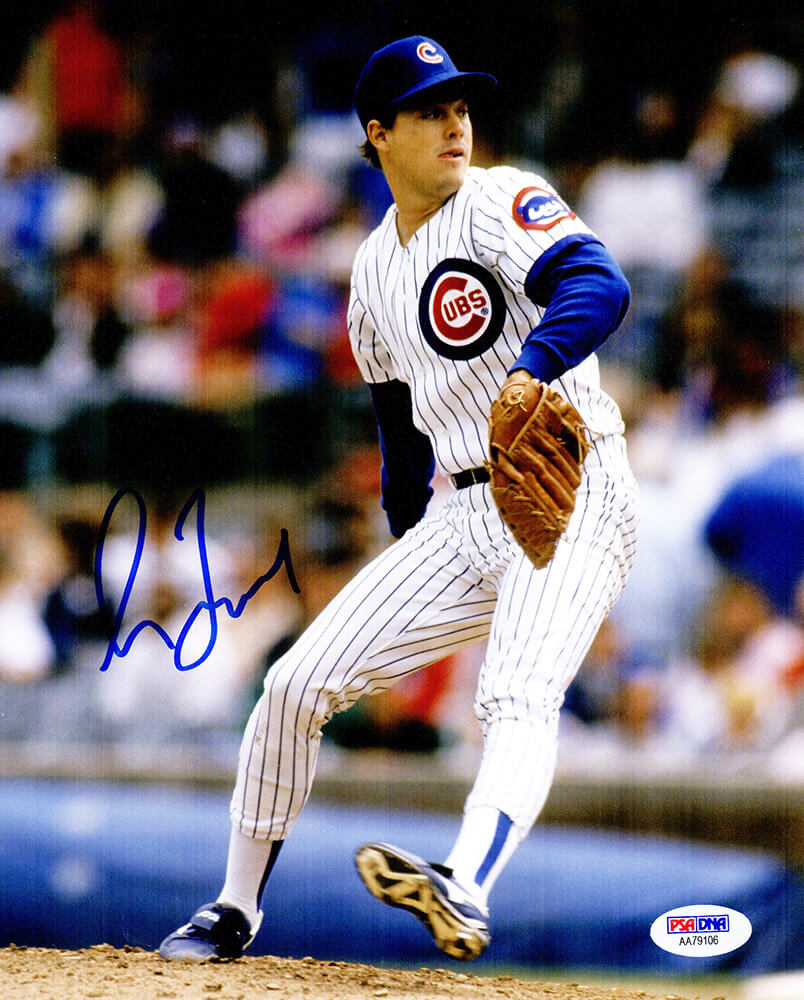 Greg Maddux Signed Chicago Cubs Pitching White Jersey Action 8x10 Photo (PSA/DNA) - MAD08P103MYS - Greg Maddux Signed Chicago Cubs Pitching White Jersey Action 8x10 Photo (PSA/DNA) product image