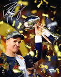 Peyton Manning Signed Broncos Super Bowl 50 Holding Trophy 8x10 Photo - MAN08P310 - Peyton Manning Signed Broncos Super Bowl 50 Holding Trophy 8x10 Photo product image