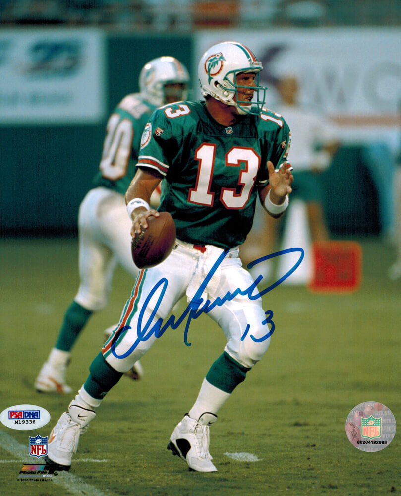 Dan Marino Signed Dolphins Action 8x10 Photo - MAR08P300 - Dan Marino Signed Dolphins Action 8x10 Photo product image