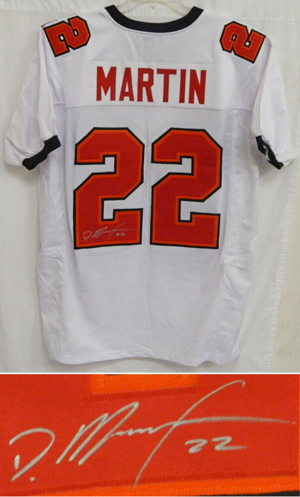 Doug Martin Signed White Custom Jersey - MARJRY315 - Doug Martin Signed White Custom Jersey product image