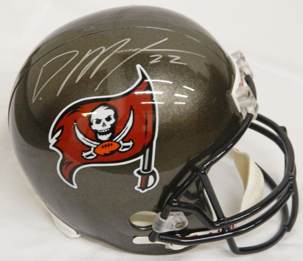 Doug Martin Signed Buccaneers Riddell F/S Replica Helmet - MARREP310 - Doug Martin Signed Buccaneers Riddell F/S Replica Helmet product image