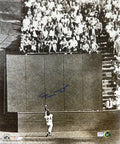 Willie Mays Signed San Francisco Giants World Series B&W 'The Catch' 16x20 Photo (PSA/DNA) - MAY16P102 - Willie Mays Signed San Francisco Giants World Series B&W 'The Catch' 16x20 Photo (PSA/DNA) product image