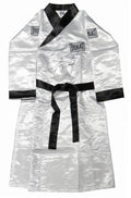 Floyd Mayweather Jr Signed Everlast White Boxing Robe - MAYROB500 - Floyd Mayweather Jr Signed Everlast White Boxing Robe product image
