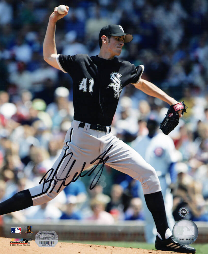 Brandon McCarthy Signed Chicago White Sox Pitching 8x10 Photo - MCC08P100 - Brandon McCarthy Signed Chicago White Sox Pitching 8x10 Photo product image