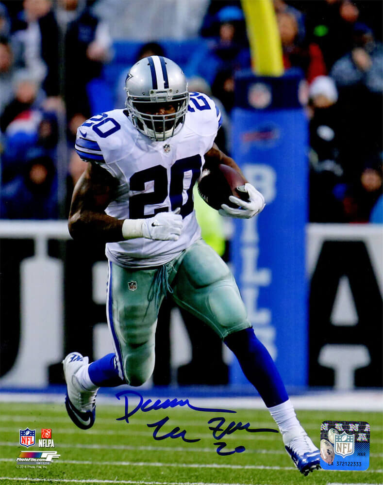 Darren McFadden Signed Dallas Cowboys Action 8x10 Photo - MCF08P301 - Darren McFadden Signed Dallas Cowboys Action 8x10 Photo product image