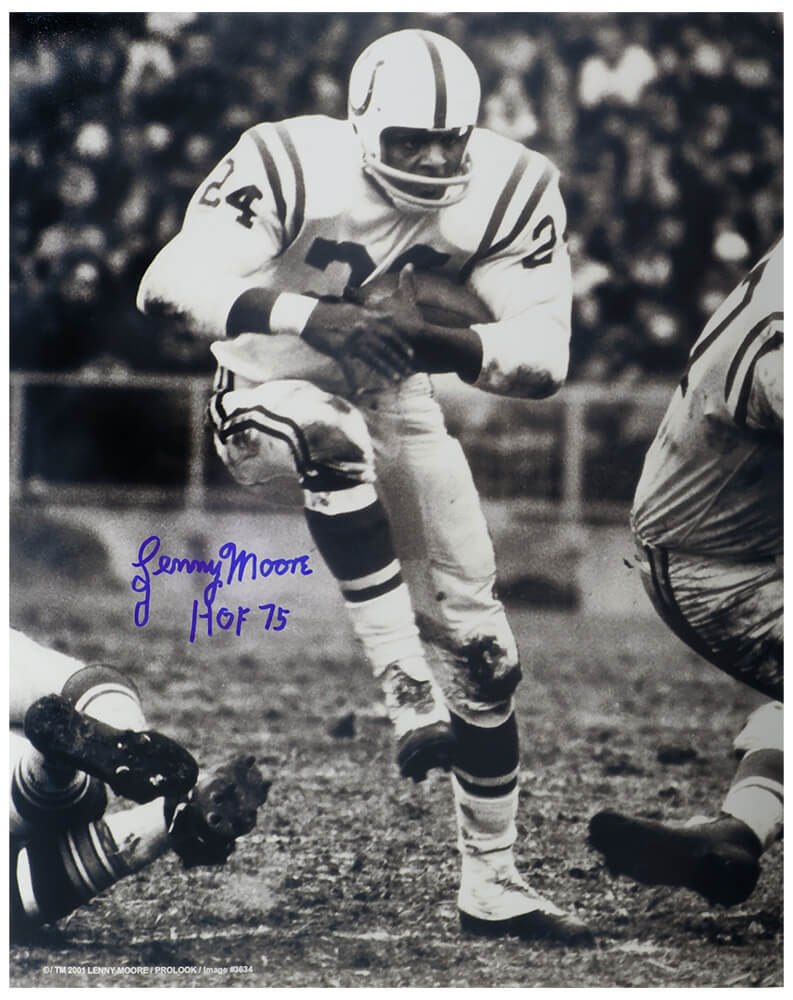 Lenny Moore Signed Colts Action B&W 16x20 Photo w/HOF'75 - MOO16P300 - Lenny Moore Signed Colts Action B&W 16x20 Photo w/HOF'75 product image