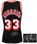 Alonzo Mourning Signed Miami Heat Throwback 1996-97 Black M&N Swingman Basketball Jersey - MOUJRY200 - Alonzo Mourning Signed Miami Heat Throwback 1996-97 Black M&N Swingman Basketball Jersey product image