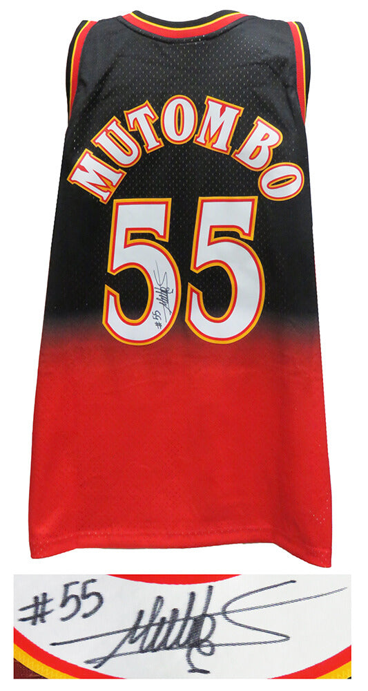 Dikembe Mutombo Signed Atlanta Hawks Mitchell & Ness Black & Red NBA Swingman Basketball Jersey - MUTJRY200 - Dikembe Mutombo Signed Atlanta Hawks Mitchell & Ness Black & Red NBA Swingman Basketball Jersey product image