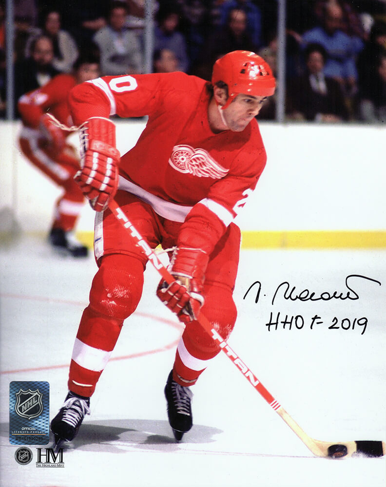 Vaclav Nedomansky Signed Detroit Red Wings With Puck Action 8x10 Photo w/HHOF'19 - NED08P400 - Vaclav Nedomansky Signed Detroit Red Wings With Puck Action 8x10 Photo w/HHOF'19 product image