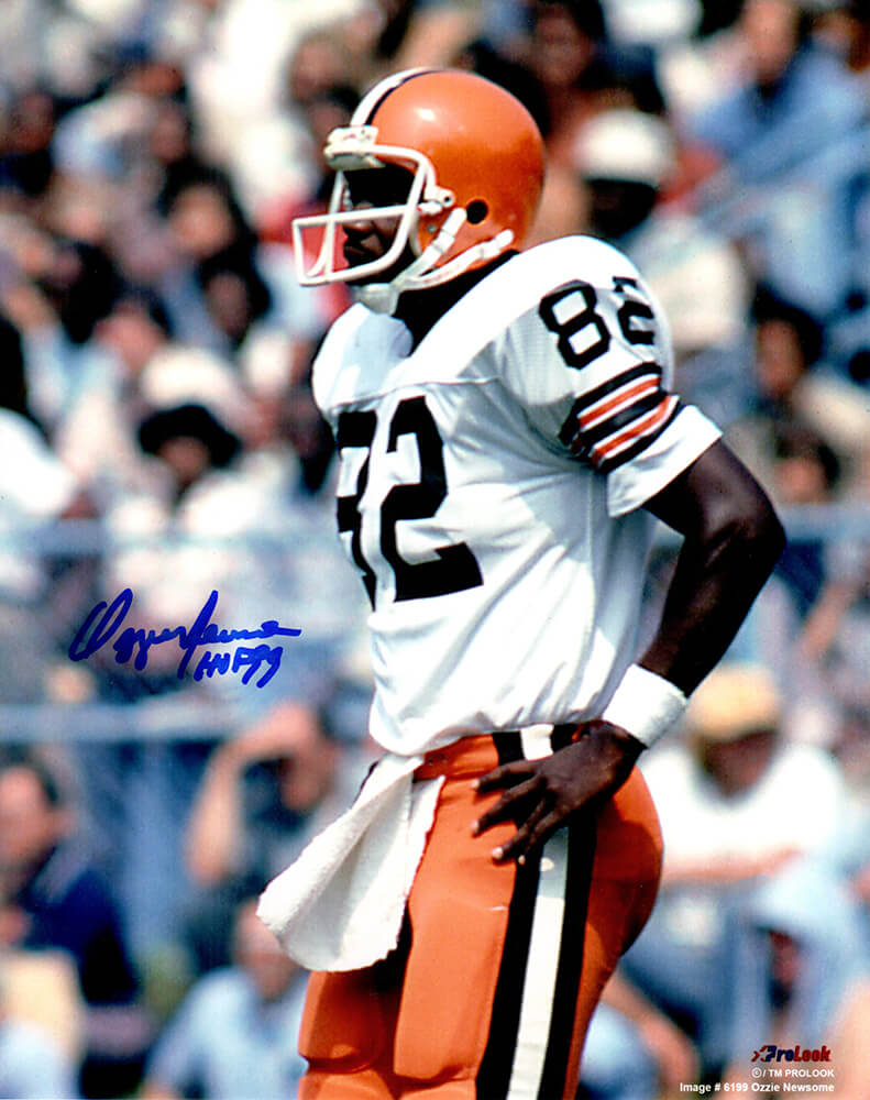 Ozzie Newsome Signed Cleveland Browns Action 8x10 Photo w/HOF'99 - NEW08P311 - Ozzie Newsome Signed Cleveland Browns Action 8x10 Photo w/HOF'99 product image