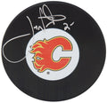 Joe Nieuwendyk Signed Calgary Flames Logo Hockey Puck - NIEPUC411 - Joe Nieuwendyk Signed Calgary Flames Logo Hockey Puck product image