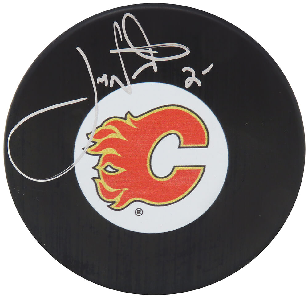Joe Nieuwendyk Signed Calgary Flames Logo Hockey Puck - NIEPUC411 - Joe Nieuwendyk Signed Calgary Flames Logo Hockey Puck product image