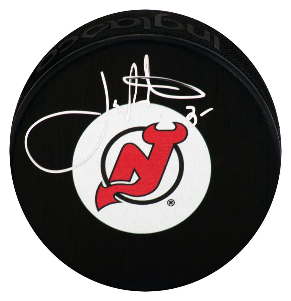 Joe Nieuwendyk Signed New Jersey Devils Medium Logo Hockey Puck - NIEPUC412 - Joe Nieuwendyk Signed New Jersey Devils Medium Logo Hockey Puck product image