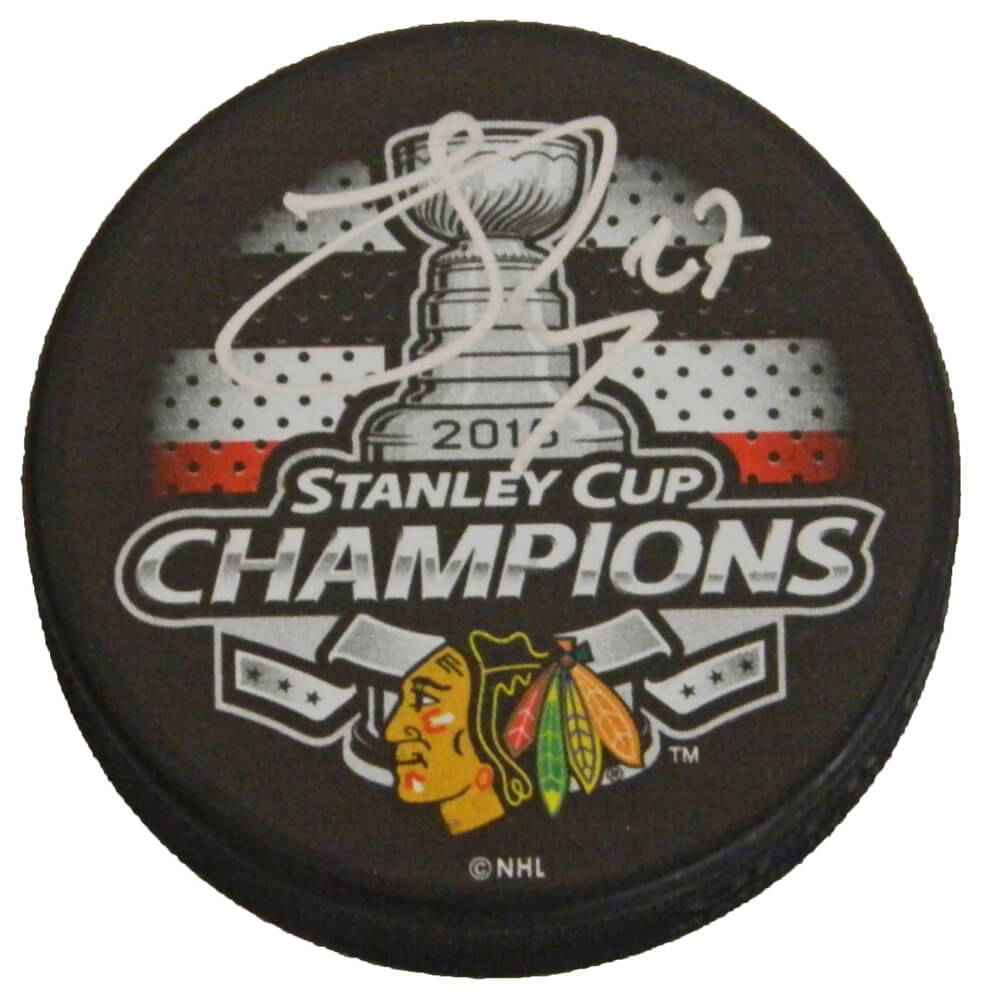 Johnny Oduya Signed Chicago Blackhawks 2015 Stanley Cup Champs Logo Hockey Puck - ODUPUC402 - Johnny Oduya Signed Chicago Blackhawks 2015 Stanley Cup Champs Logo Hockey Puck product image