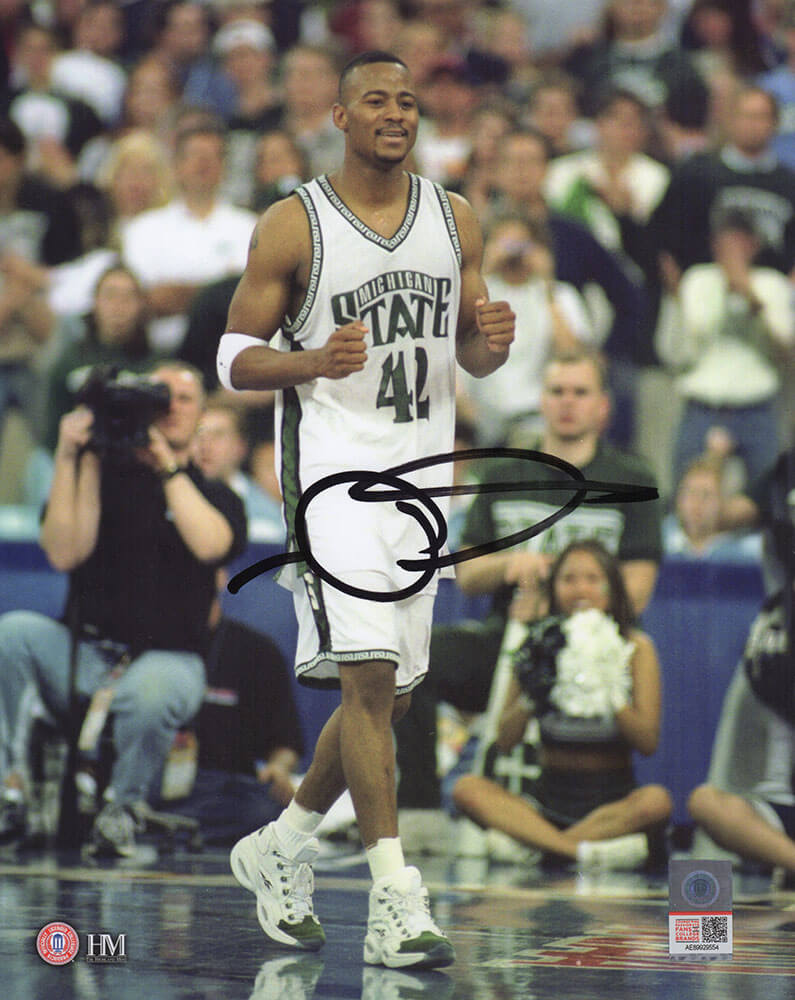 Morris Peterson Signed Michigan State Spartans White Jersey Fist Pump 8x10 Photo - PET08P200 - Morris Peterson Signed Michigan State Spartans White Jersey Fist Pump 8x10 Photo product image