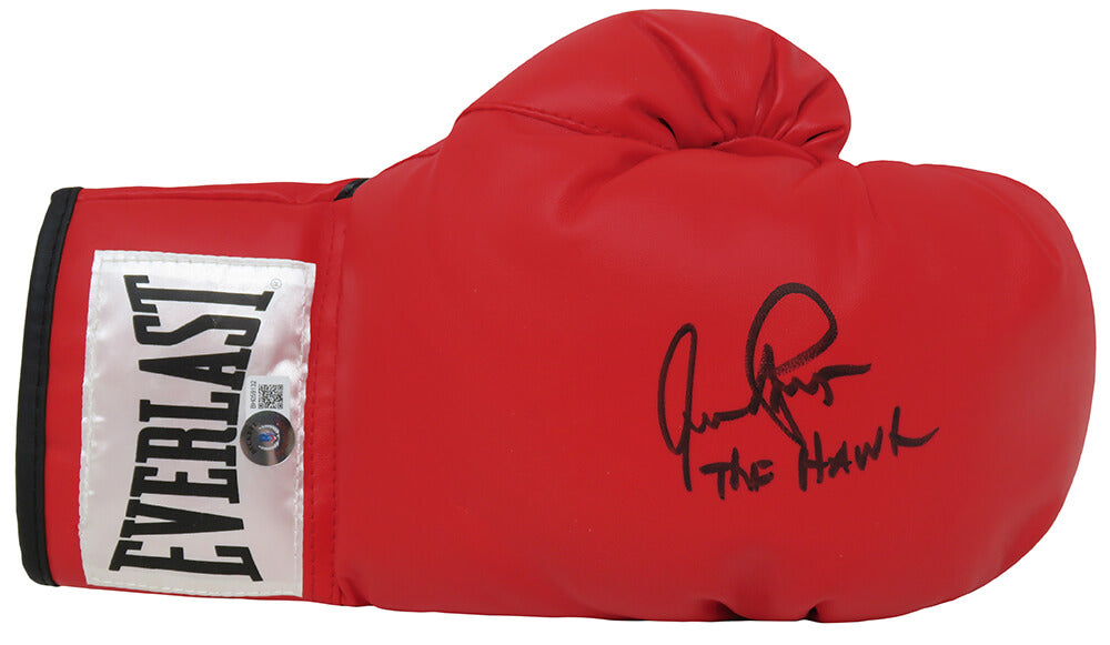Aaron Pryor Signed Red Everlast Boxing Glove w/The Hawk - (Beckett) - PRYGLV503 - Aaron Pryor Signed Red Everlast Boxing Glove w/The Hawk - (Beckett) product image