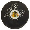 Antti Raanta Signed Chicago Blackhawks Logo Hockey Puck - RAAPUC400 - Antti Raanta Signed Chicago Blackhawks Logo Hockey Puck product image