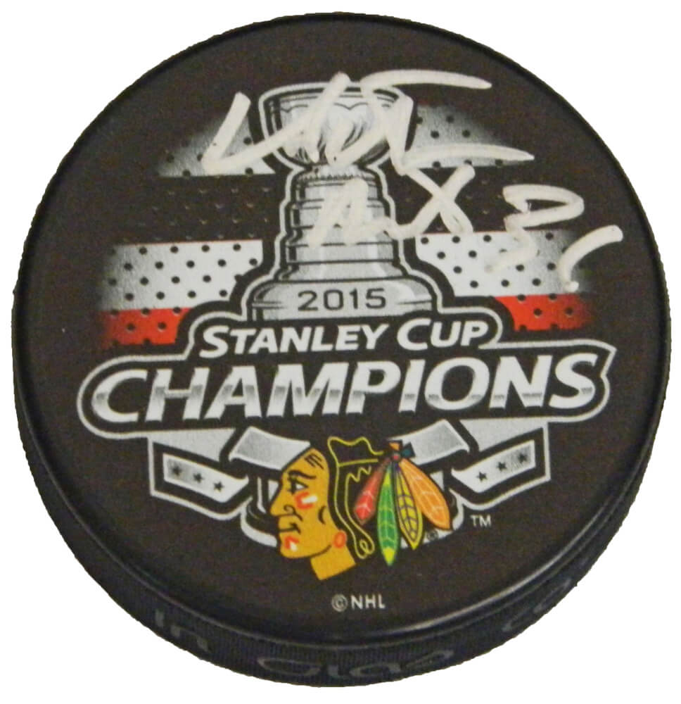 Antti Raanta Signed Blackhawks 2015 Stanley Cup Champs Logo Hockey Puck - RAAPUC405 - Antti Raanta Signed Blackhawks 2015 Stanley Cup Champs Logo Hockey Puck product image