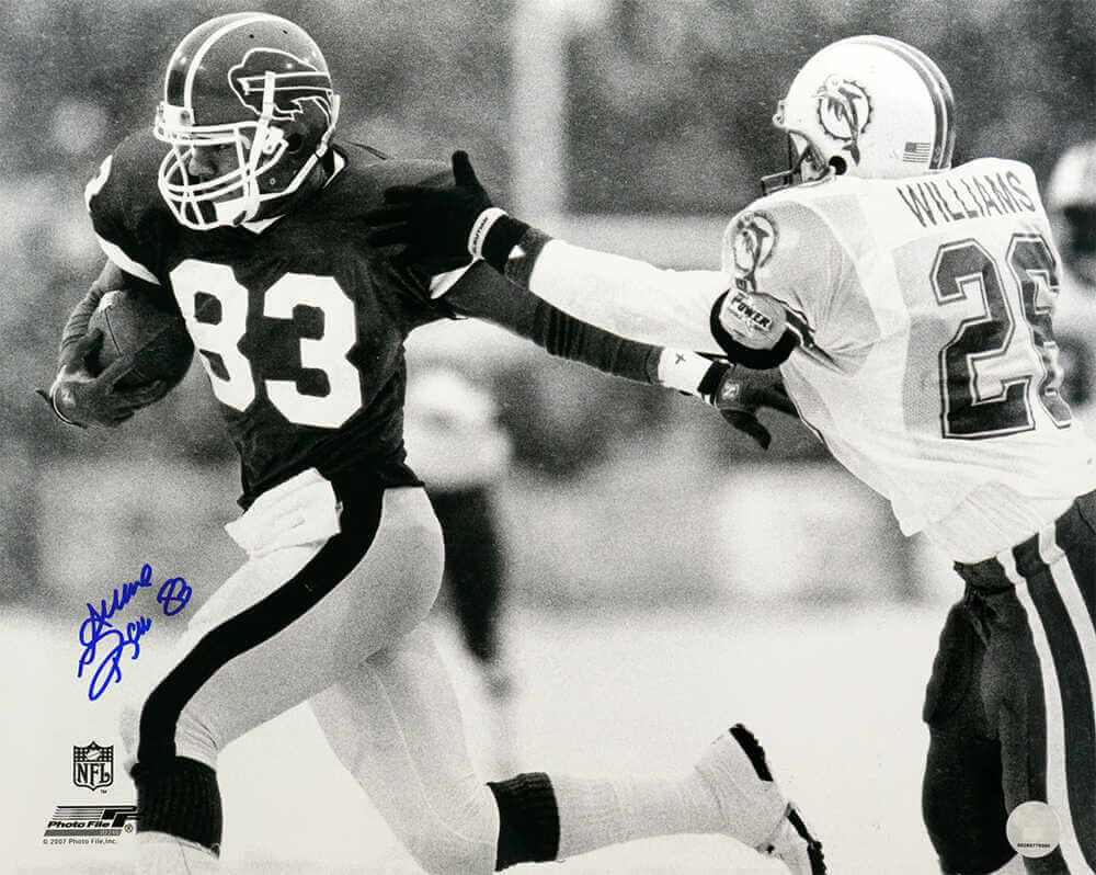 Andre Reed Signed Buffalo Bills B&W Action vs. Dolphins 16x20 Photo - REE16P303 - Andre Reed Signed Buffalo Bills B&W Action vs. Dolphins 16x20 Photo product image