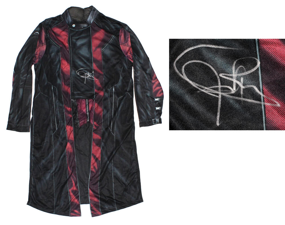 Jeremy Renner Signed The Avengers Hawkeye Red Full Adult Costume - RENJRY500 - Jeremy Renner Signed The Avengers Hawkeye Red Full Adult Costume product image
