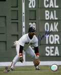 Jim Rice Signed Boston Red Sox Fielding 8x10 Photo - RIC08P113TW - Jim Rice Signed Boston Red Sox Fielding 8x10 Photo product image