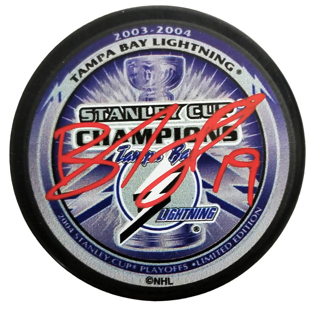 Brad Richards Signed Tampa Bay Lightning 2004 Stanley Cup Champs Logo Hockey Puck - RICPUC415 - Brad Richards Signed Tampa Bay Lightning 2004 Stanley Cup Champs Logo Hockey Puck product image