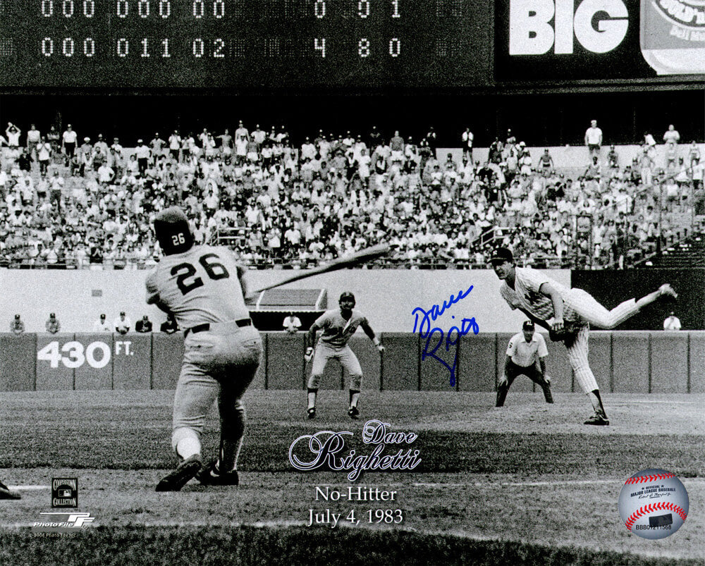 Dave Righetti Signed New York Yankees B&W No Hitter Celebration 8x10 Photo - RIG08P100 - Dave Righetti Signed New York Yankees B&W No Hitter Celebration 8x10 Photo product image