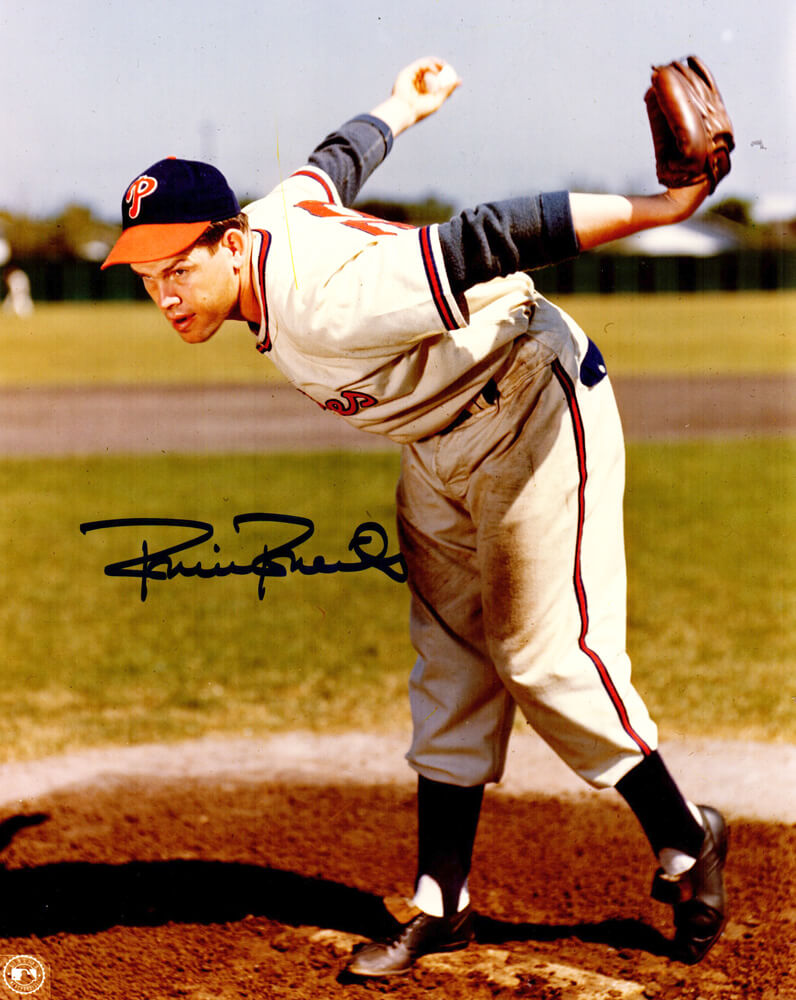 Robin Roberts Signed Philadelphia Phillies Pitching Wind Up 8x10 Photo - ROB08P130 - Robin Roberts Signed Philadelphia Phillies Pitching Wind Up 8x10 Photo product image