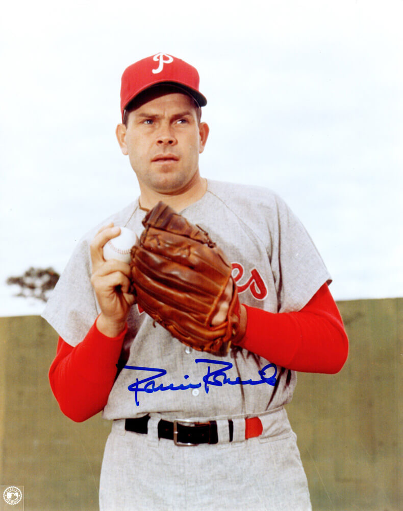 Robin Roberts Signed Philadelphia Phillies Pitching Pose 8x10 Photo - ROB08P131 - Robin Roberts Signed Philadelphia Phillies Pitching Pose 8x10 Photo product image