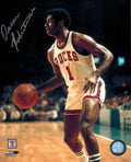Oscar Robertson Signed Milwaukee Bucks Action 8x10 Photo - ROB08P200 - Oscar Robertson Signed Milwaukee Bucks Action 8x10 Photo product image